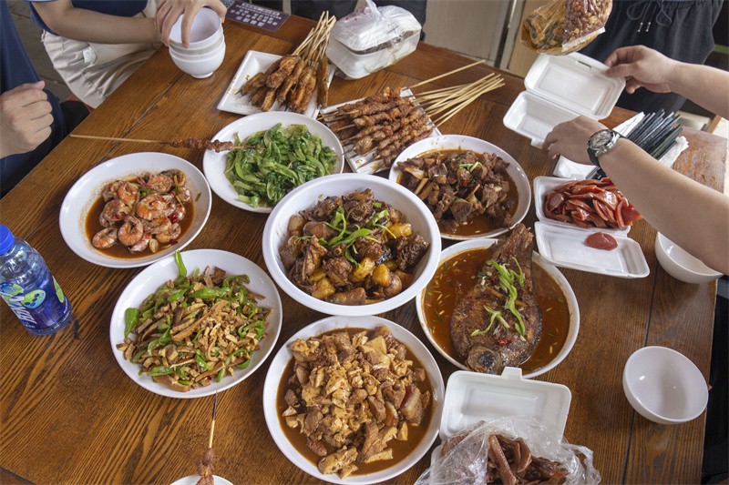 “六月蝶變 再創佳績”國林地板6月拓展PK會圓滿成功