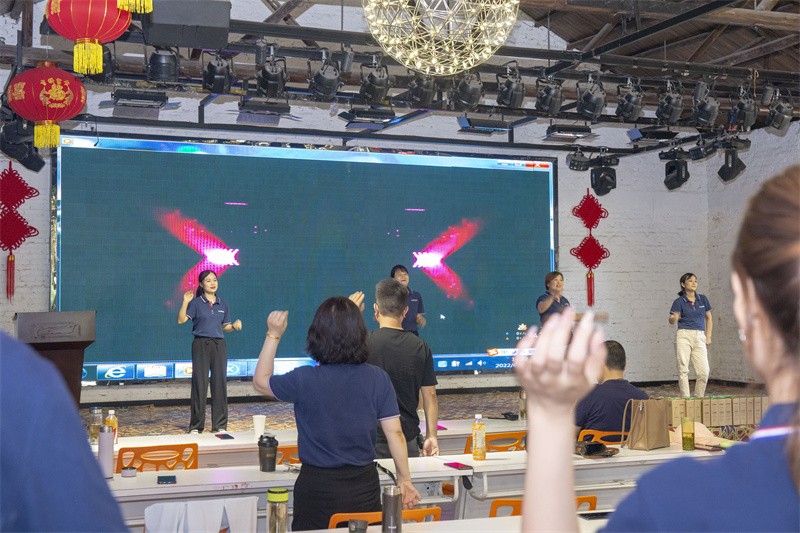 “六月蝶變 再創佳績”國林地板6月拓展PK會圓滿成功