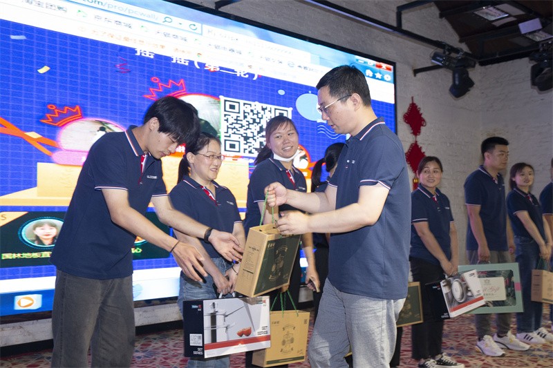 “六月蝶變 再創佳績”國林地板6月拓展PK會圓滿成功