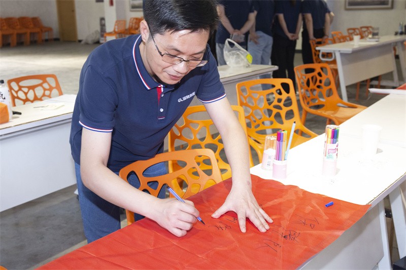 “六月蝶變 再創佳績”國林地板6月拓展PK會圓滿成功